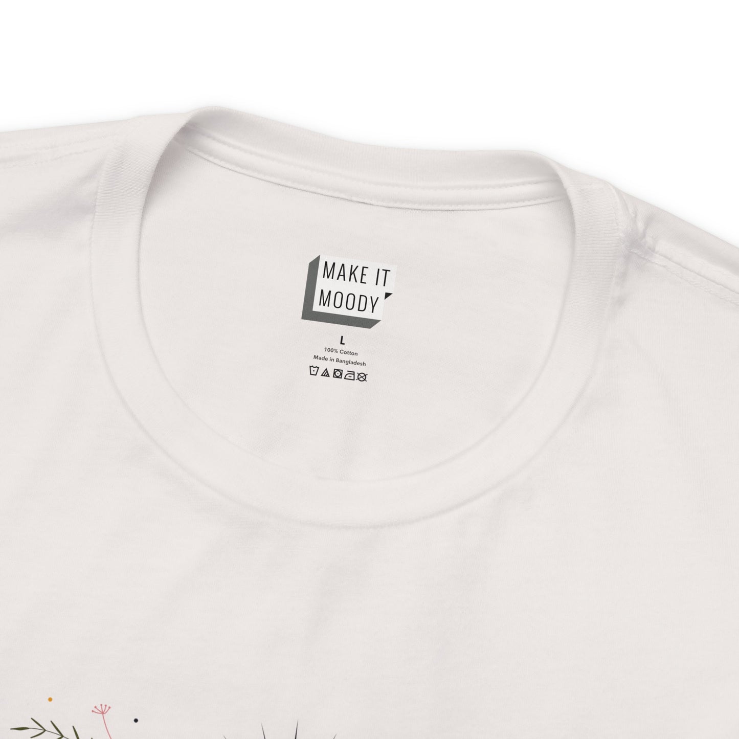 "Don't Tread on Me" Uterus Tee