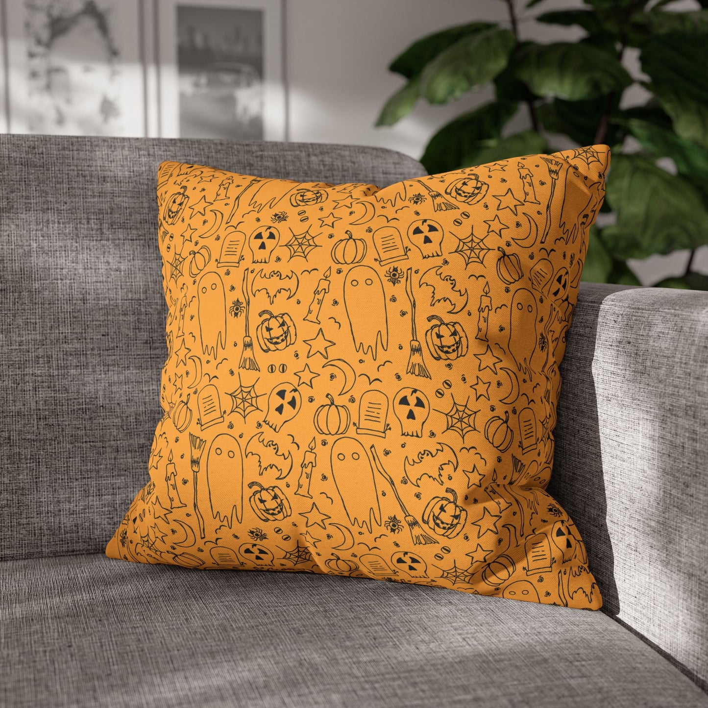 Sketchy Halloween, Orange - Halloween Pillow Cover