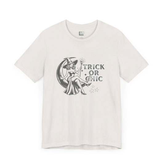 vintage style halloween t-shirt that says trick or chic