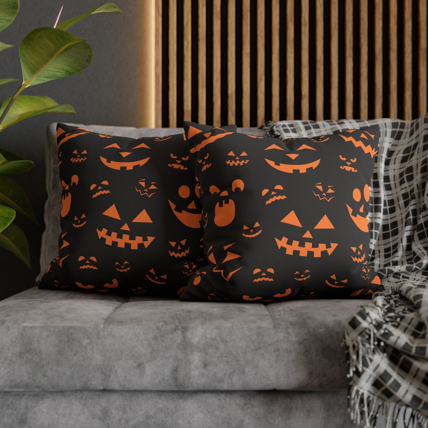 Jovial Jack-O-Lanterns - Halloween Pillow Cover